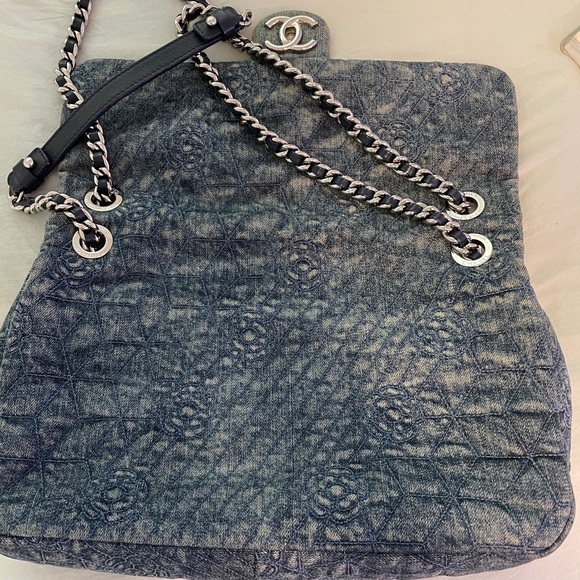 Chanel Camelia Denim Flap Bag - Picture 5 of 6